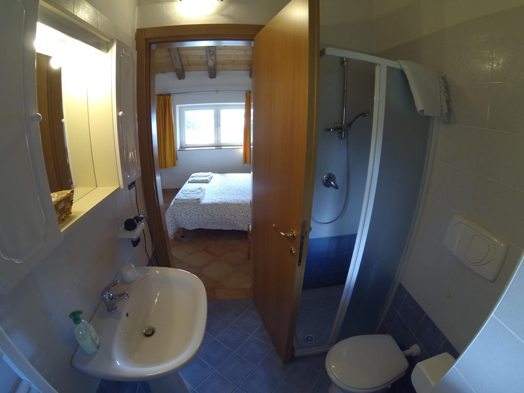Al Campo Di Sotto Bed & Breakfast Buia Экстерьер фото