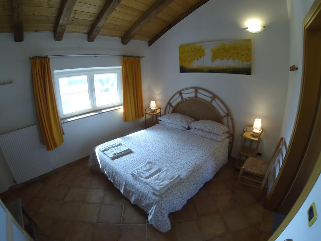 Al Campo Di Sotto Bed & Breakfast Buia Экстерьер фото